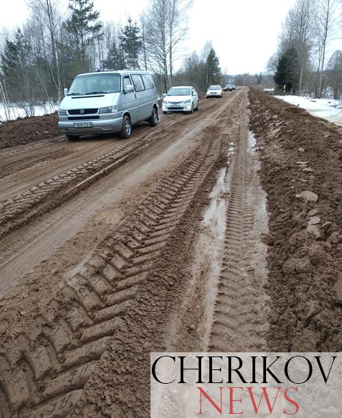 Весенняя распутица: почему участок дороги от понтона до трассы превратился в проблему и как планируют ее решить