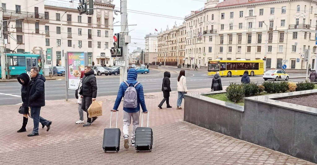 Вместо карательных мер поддержка: что важно знать про новый закон о занятости